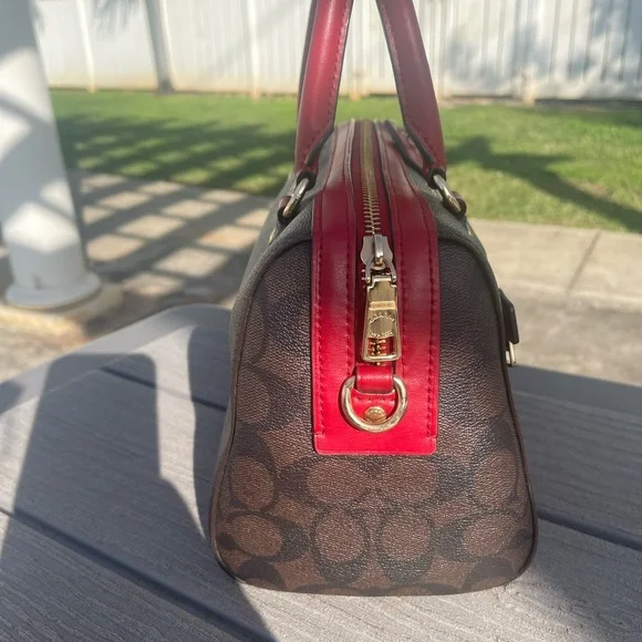 Coach Medium Signature Brown and Red Rowen - Picture 2 of 7